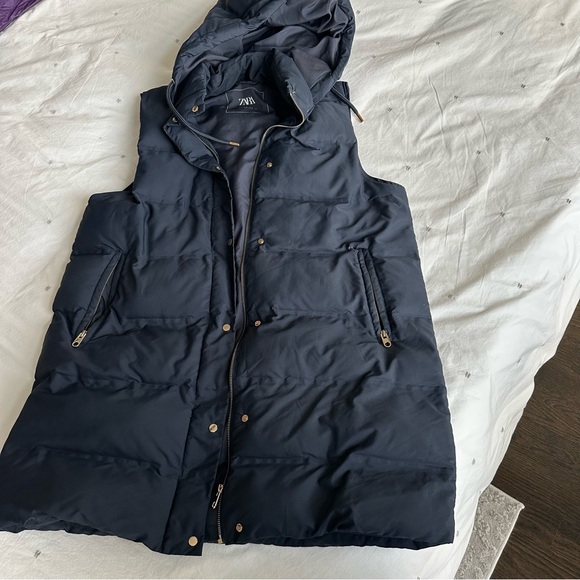 Zara Jackets & Blazers - Zara Hooded Long Puffer Vest